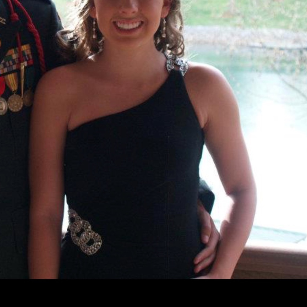 PROM DRESS - Picture 3 of 3